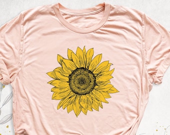 Sunflower Shirt, Women Gardener Tshirt, Mothers Day Gift Shirts, Plant Lover Shirt, Garden Mom Outfits, Flower Shirt, Girls Botanical Tee