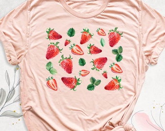 Strawberry Garden Shirt, Botanical Shirt, Strawberries Aesthetic Shirts, Summer Cottagecore Shirt, Fruit T-Shirt, Strawberry Festival Outfit