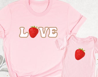 Love Strawberry Mommy and Me Shirts, Matching Mother Daughter Tshirt, Summer Fruit Mama Mini Outfits, Cute New Mom Shirt, Mother's Day Shirt