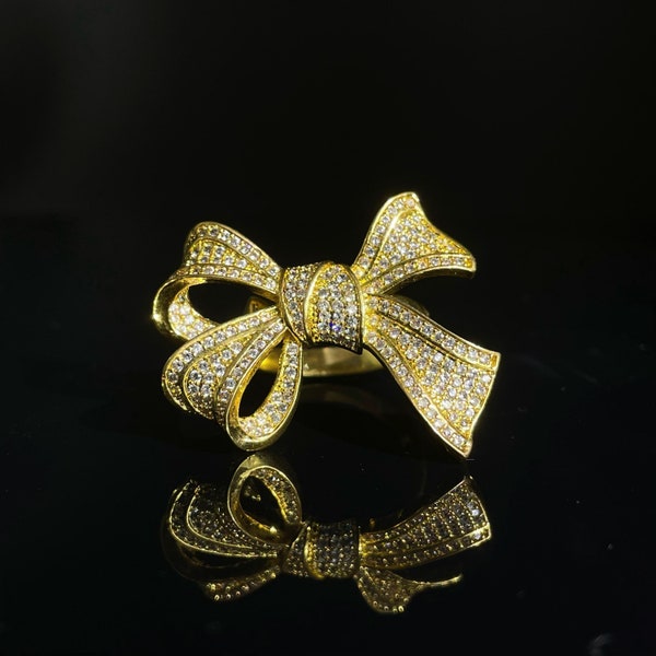 Gold Bow Ring