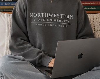 Krankenschwester Anästhesie Benutzerdefinierte Universität Sweatshirt, CRNA personalisiertes Hemd, Krankenschwester Anästhesie Geschenk, Weihnachtsgeschenk Comfort Farben Hemd