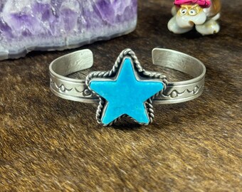 Blue Kingman Turquoise Star Bracelet