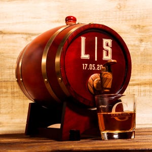 Gepersonaliseerd gegraveerd whiskyvat 3L | Mini houten whiskyvat | Huwelijkscadeau | Cadeau voor bruidsjonkers | Verjaardagscadeau | Houten vat | Geschenk voor Hem