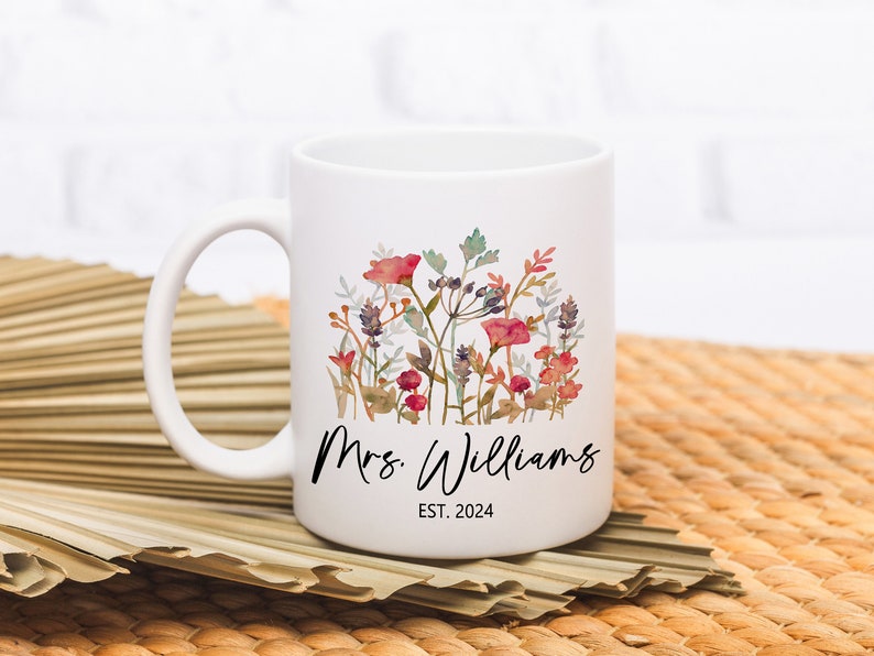 Mr and Mrs Mugs Matching Mugs for Couple Engagement Gift Custom Wedding Gift for Couple Personalized Coffee Cup Anniversary Gifts