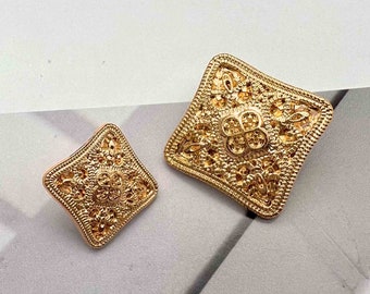 10 Gold Square Metal Baroque Style Shank buttons.  For a luxurious look for project on Costume Cardigan Jacket Blaser or Cape