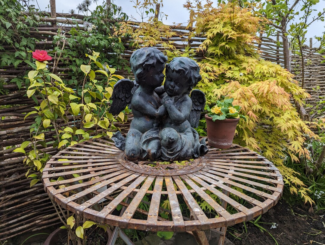 Cast Iron Garden Sculpture Pair of Putti/cherubs - Etsy