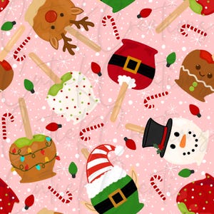 Puede incluir: Patrón repetido de manzanas con caramelo con temática navideña en palitos, que incluyen un reno, el saco de Papá Noel, un hombre de jengibre, un muñeco de nieve y un elfo. Las manzanas con caramelo están decoradas con chispas, luces y bastones de caramelo, sobre un fondo rosa con copos de nieve.