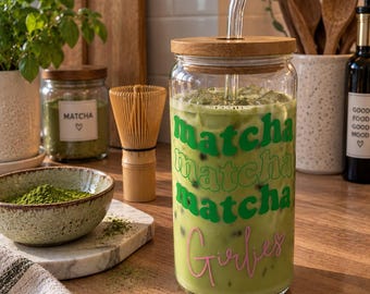 Matcha Girlie drinking glass, drinking glass with bamboo lid and glass straw