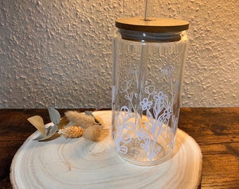 Drinking glass, flowers, wildflowers, boho drinking glass with bamboo lid and glass straw