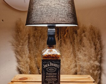 Jack Daniels Lampada da whisky Lampada da tavolo Bottiglia Regalo Riciclaggio Lampada da bottiglia Lampada da bottiglia Lampada da bottiglia Fai da te Unica