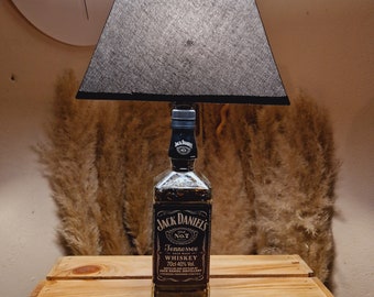 Jack Daniels Tischlampe, Jack Daniels Flaschenlampe, Jack Daniels Lampe, Flasche, Geschenk, Upcycling, Lampenflasche, Bottle, Unikat, Gift