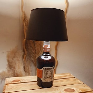 Lampada bottiglia Botucal Rum Mantuano lampada bottiglia regalo riciclo creativo lampada da tavolo lampada bottiglia lampada bottiglia