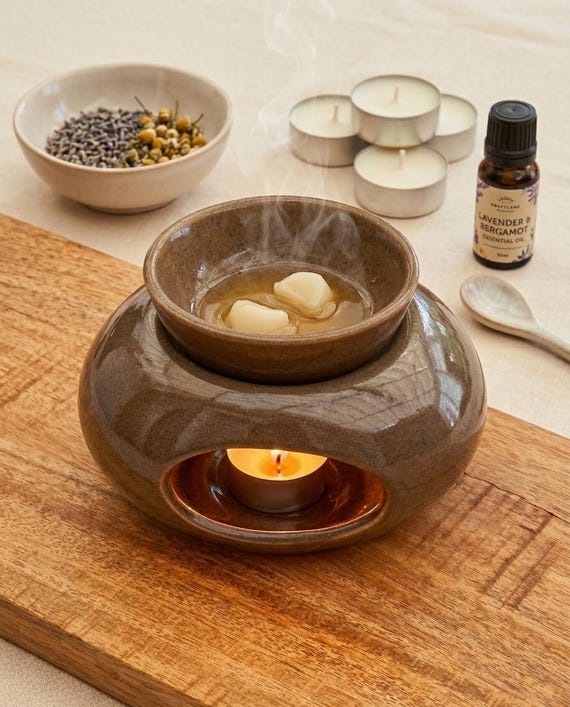 Duftlampe Ton Keramik Taupe | Stövchen für ätherische Öle & Duftsteine | Wax Melt Brenner oval | Rustikale Deko modern, Japandi Geschenk