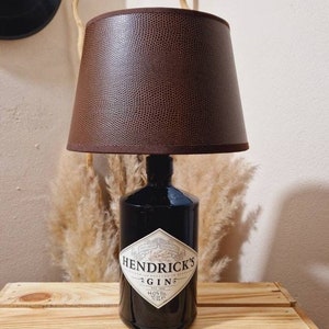 Hendricks Gin Lampe, Hendricks Gin Tischlampe, Hendricks Gin Gift, Hendricks Gin Geschenk, Hendricks Gin Upcycling, Hendricks Flaschenlampe Bild 4