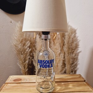 Vodka Absolut lamp, Vodka Absolut table lamp, Vodka Absolut upcycling, Vodka Absolut gift, Vodka Absolut gift, DIY lamp, Vodka unique Leinenoptik Beige