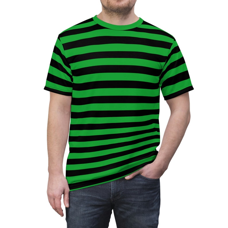 Camiseta de rayas verdes y negras: estilo punk rockero imagen 6