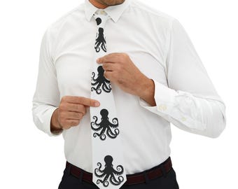 Corbata con estampado de pulpo: diseño en blanco y negro, acabado satinado suave.