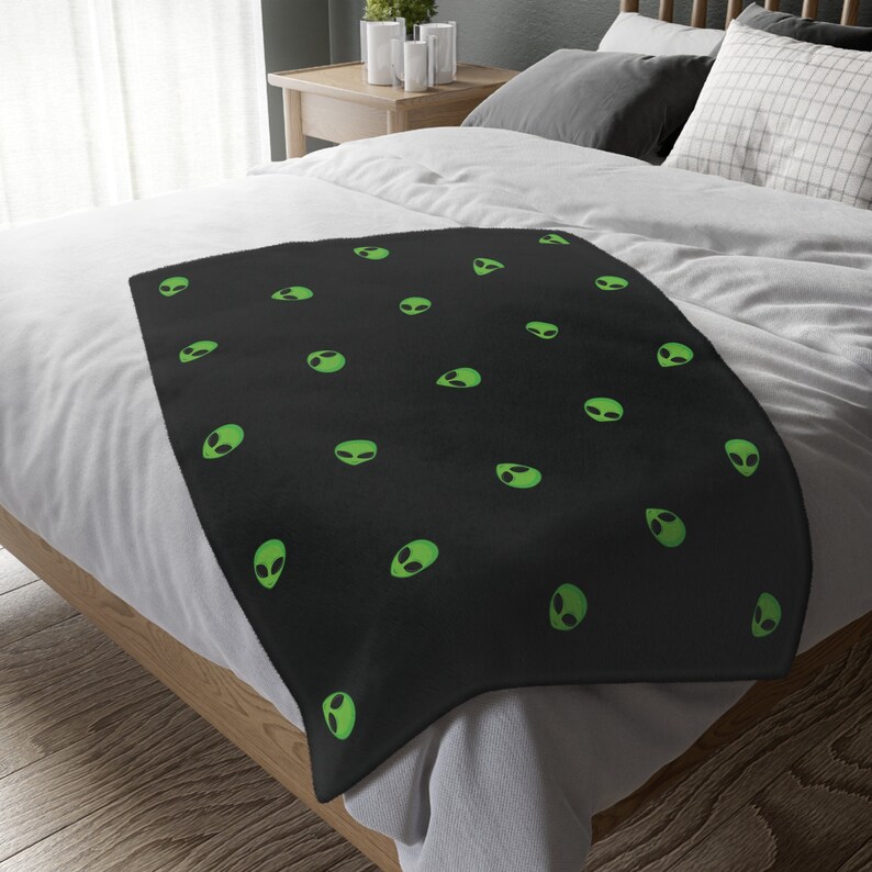 Alien Blanket Alien Pattern Throw Blanket Green & Black Blanket Alien