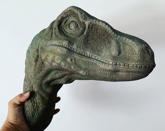 Replica Velociraptor dinosaur bust museum quality Jurassic park