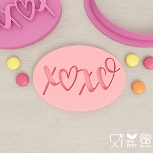 XOXO - Cookie Cutter & Fondant Stamp