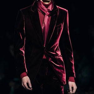 Men&#39;s Burgundy Red Velvet 2 Piece Suit Two Buttons Tuxedo slim Fit, Dinner Party, Wedding Suit For Men.