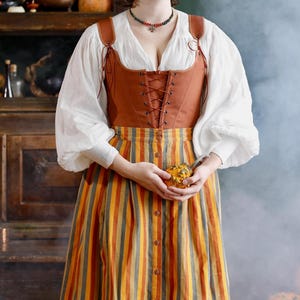 Vintage Inspirierter 1940-1950er Rock - Midi-Rock mit Knöpfen aus Vintage-Stoffen - Limitierte Auflage