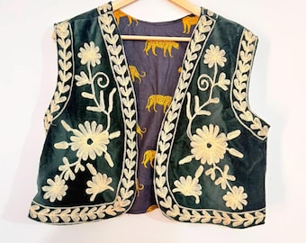 Velvet Suzani Vest, Floral Embroidered Waistcoat, Boho Botanical Gilet, Handmade Sleeveless Jacket, Artisan Layering.