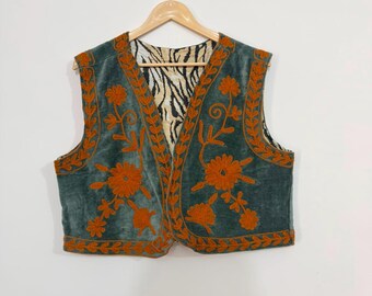 Velvet Suzani Vest Floral Embroidered Waistcoat, Boho Gilet Folk Jacket, Handmade Botanical Sleeveless Layer.