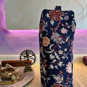 Yoga cushion / yoga bolster / meditation cushion