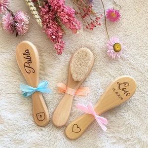 Brosses pour bébé personnalisées Brosses pour bébés en bois Bébé souvenir Baby shower Cadeau nouveau-né Cadeau bébé Brosse à cheveux pour bébé image 2