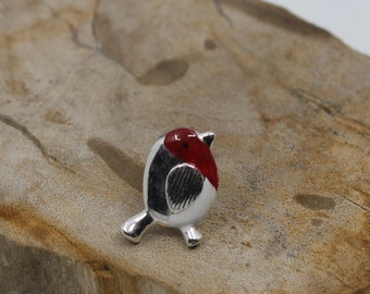 Tiny silver robin brooch, bird pin brooch, bird lover gift, lucky pin,silver enamelled brooch, gift for mum, gift for sister