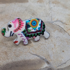 Pink elephant pin brooch, enamelled elephant jewellery, animal pin, colourful elephant brooch, small brooch, gift for elephant lover