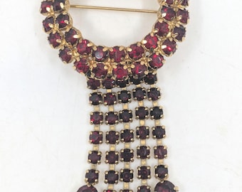 Vintage red crystal brooch, renovated antique pin, ruby red accessory, 40th anniversary gift, statement brooch, Hollywood style pin