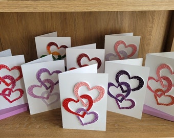 Tarjeta de corazón entrelazada acolchada / Artesanía de papel / Quilling / Interior en blanco / 8 diseños