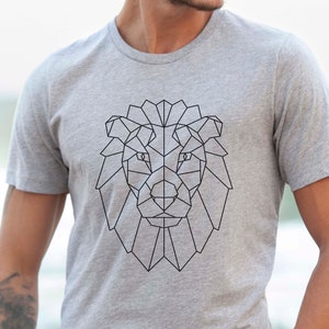 幾何学的なライオンのTシャツ、ライオンヘッドのTシャツ、幾何学的なライオンキングのプリントのTシャツ、野生動物のギフトプリント