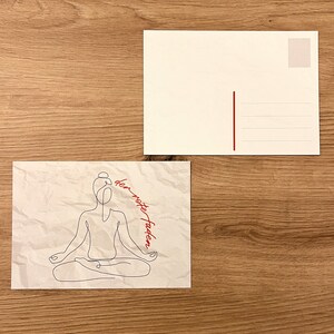 Cartolina (piccola) “il filo rosso”