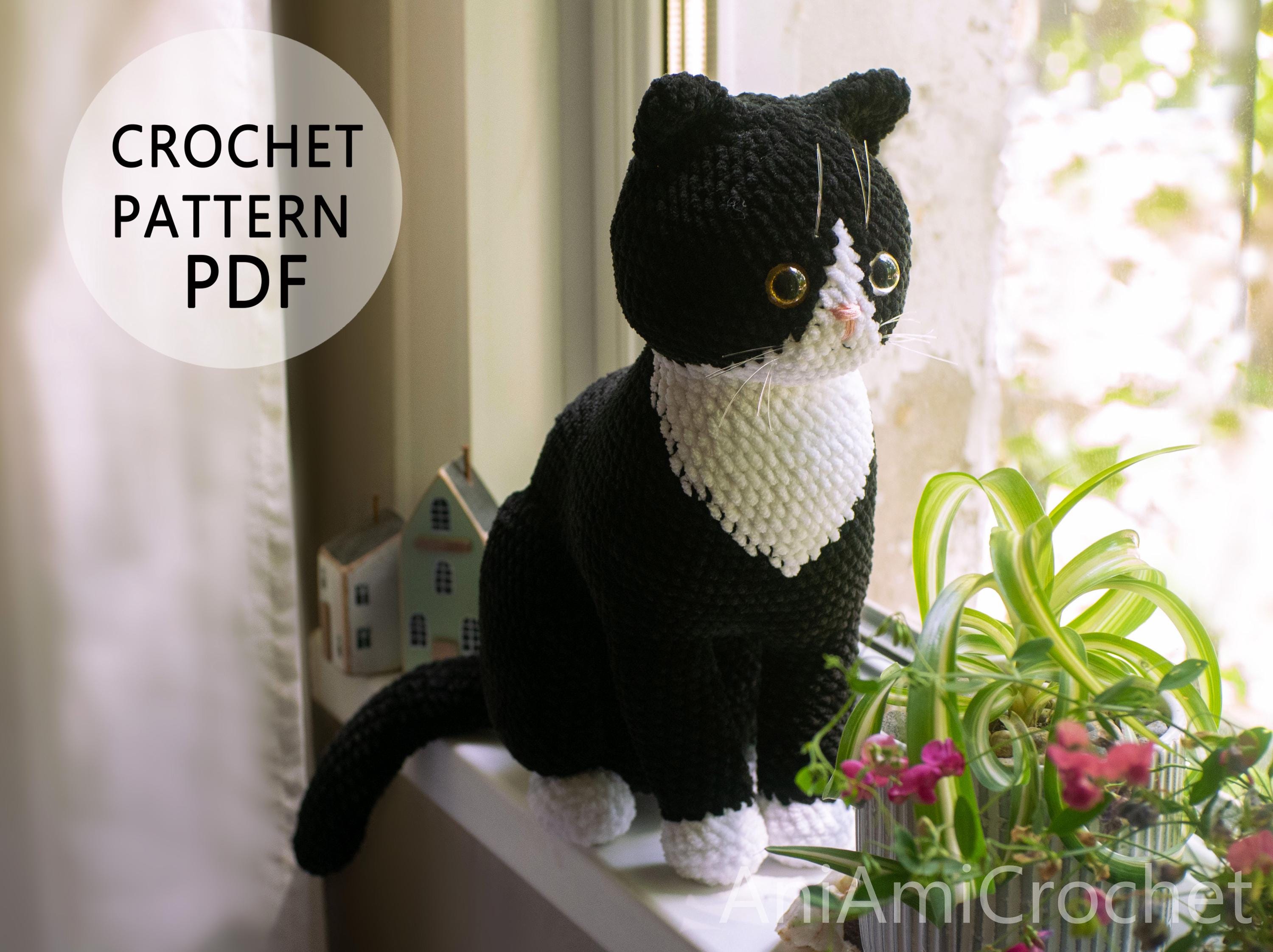 Tuxedo cat crochet pattern Sitting kitten