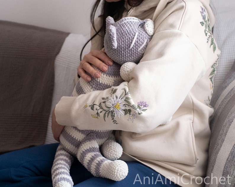 Sleeping cat crochet pattern Plush kitty image 9