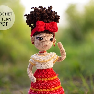 Crochet pattern Dolores doll