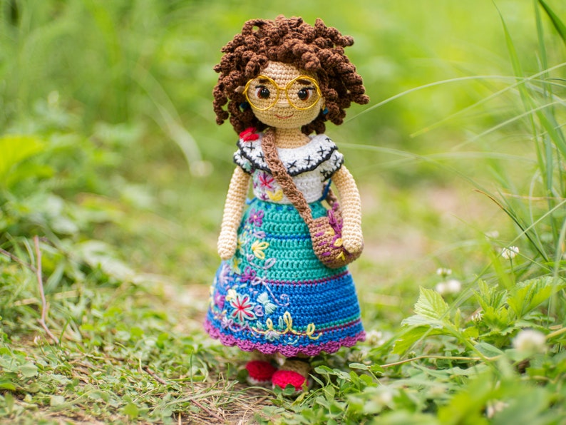 Crochet pattern Mirabel doll English Español image 6