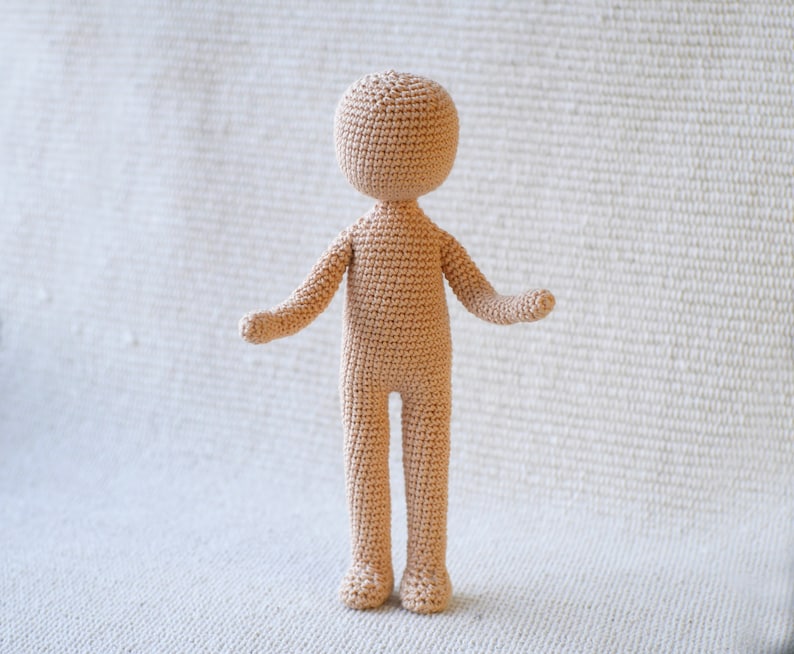 Base doll Crochet pattern English Español image 2