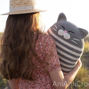 Cat pillow crochet pattern Plush kitty pillow image 8