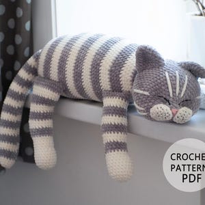 Sleeping cat crochet pattern Plush kitty