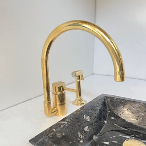 Solid Brass Single Lever Kitchen Faucet