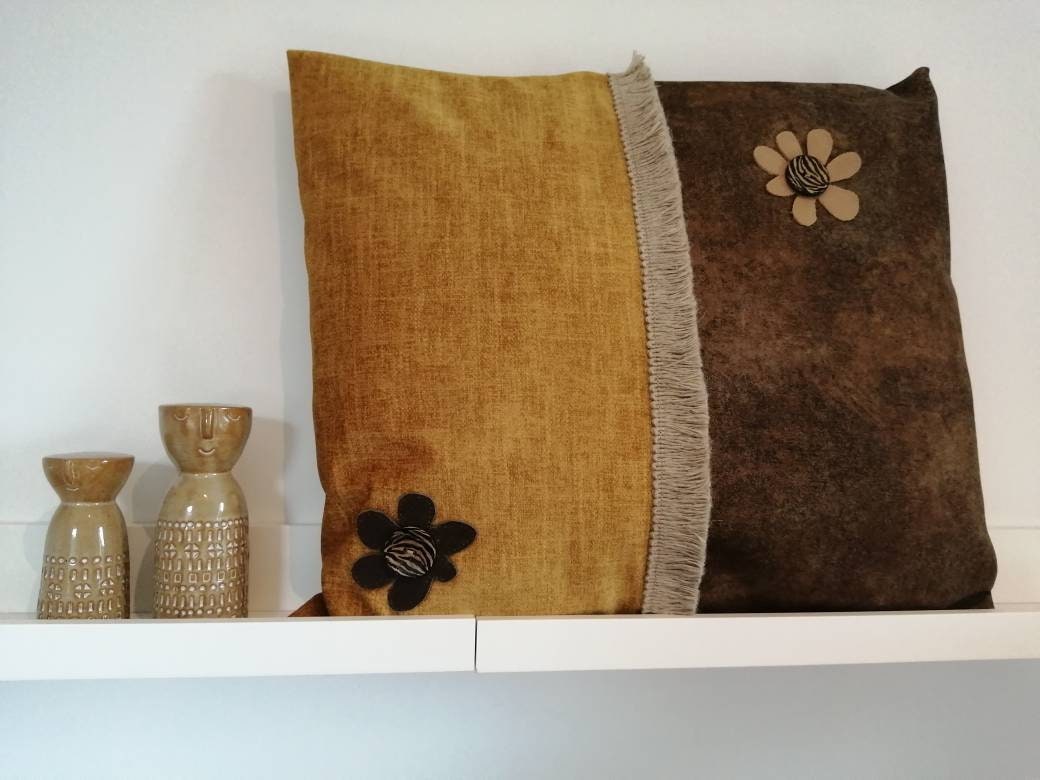 Coussin Bi Matière.