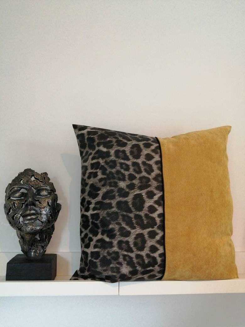 Coussin Velours Moutarde Simili Cuir