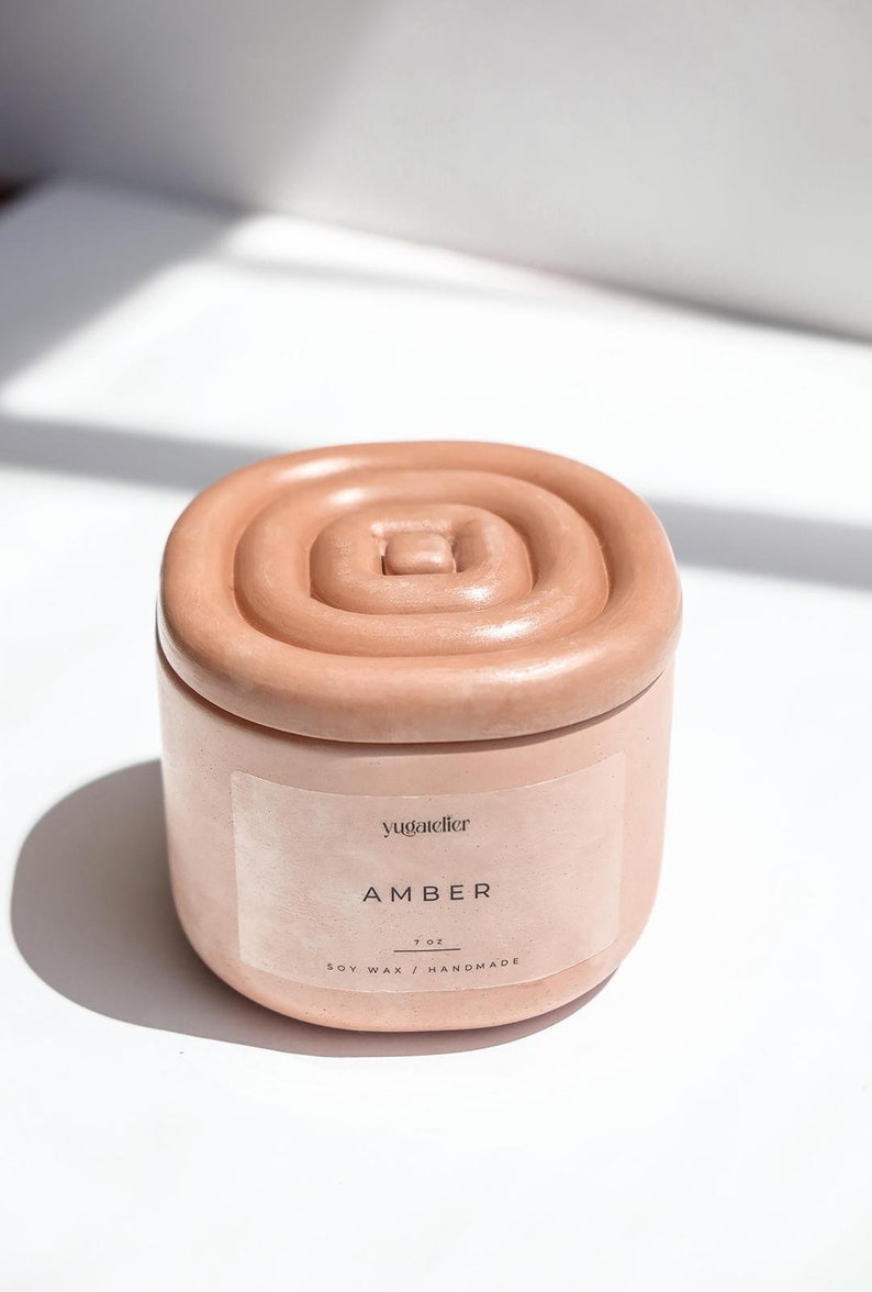 Amber Scented Soy Wax Candle / Wood Wick Candle/ Concrete Jar, Aromatic Scented Candle, Unique Jar Candles image 3