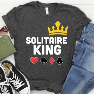 Maglietta / Felpa / Felpa con cappuccio Solitaire King, Regalo Lucky Solitaire per uomo, Maglietta per gioco di carte, Maglietta per giocatori di carte, Maglietta per torneo, Serata di gioco