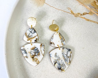 Elegant stud earrings "Reija" graphic marble white and gold