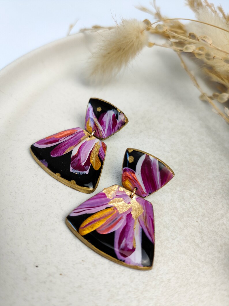 SALE % old price CHF 28.50 Hand-painted hanging earrings Lia floral pattern black-pink-gold image 3